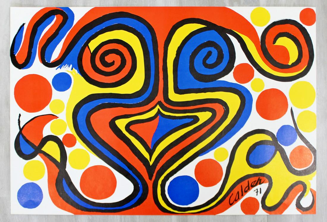 Modern Alexander Calder Gouach 1971 Postcard Poster: For your consideration is an unframed, vintage Alexander Calder gouaches 1971 postcard poster for Hudson Gallery.
