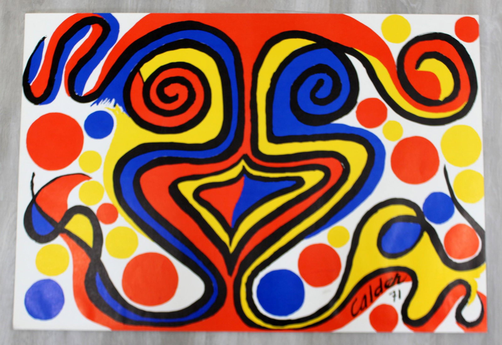Modern Alexander Calder Gouach 1971 Postcard Poster: For your consideration is an unframed, vintage Alexander Calder gouaches 1971 postcard poster for Hudson Gallery. 28.5" x 20"