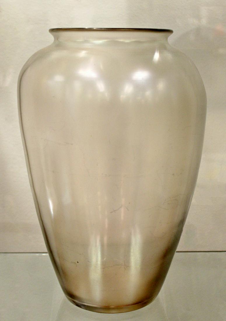 Large Steuben Aurene Iridescent Decorative Art Vase: For your consideration is an opaline, iridescent, Steuben glass art vase, circa the 1960s. In excellent condition. The dimensions are 7" Dia x 12" H.