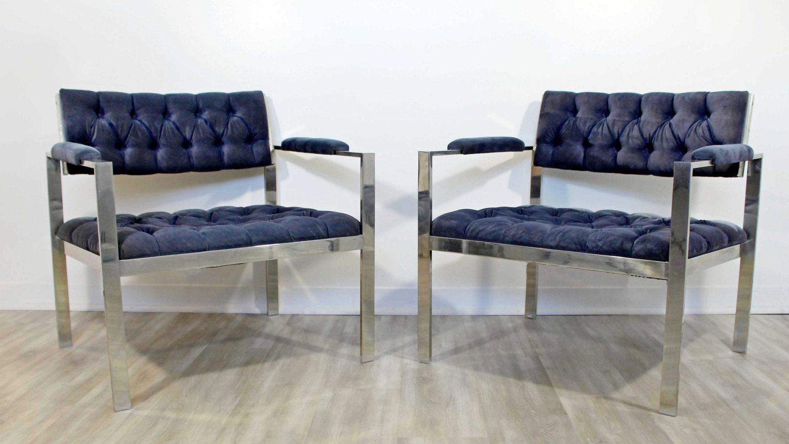 Pair Tufted Velvet Chrome Lounge Chairs Harvey Probber: For your consideration are two timelessly classic, Harvey Probber chairs, with a tufted blue velvet upholstery on a chrome base, circa the 1970s. In very good vintage condition, with some spots on the