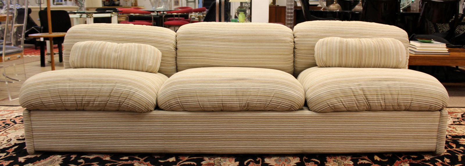 Contemporary Modern Elam for Pace Sofa Loveseat 1980s: For your consideration is a superb short sofa or loveseat, by Elam for Pace, circa the 1980s. In excellent vintage condition. The dimensions are 96" W x 32" D x 29" B.H. x 18" S.H. Matching sofa avail