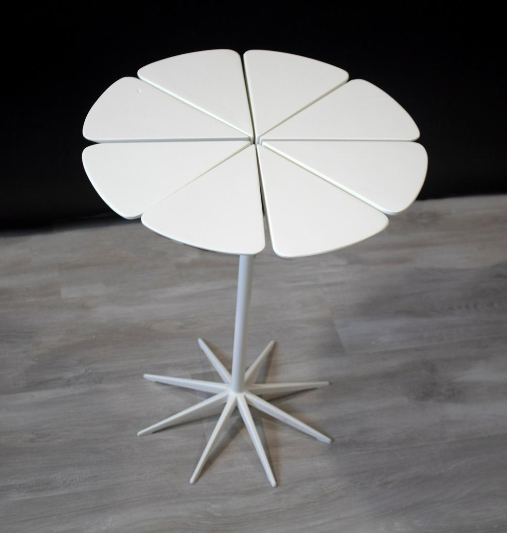 Richard Schultz White Enamel Petal Side Table Knoll (1 of 7)
