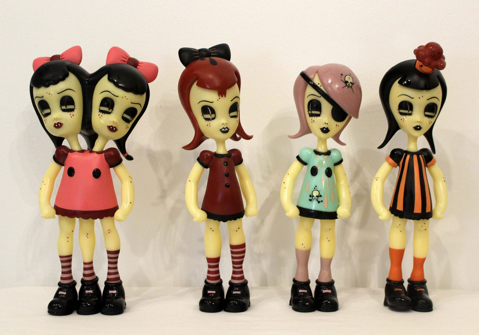 Set of 4 Camille Rose Garcia Dolls Lulu, Patch, Cherry Girl, Sadie & Katie (1 of 7)