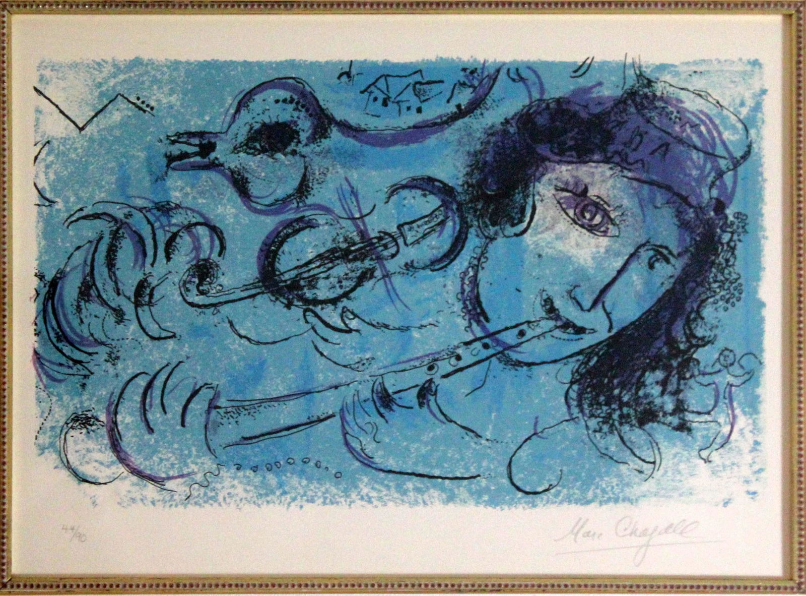 Marc Chagall Le Joueur de Flute (The Flute Player) Signed Lithograph 44/90 Framed 1957: A lovely limited edition color lithograph on Arches paper titled Le Joueur de Flute (The Flute Player) by Marc Chagall. Signed on the bottom right with an annotation of 44/90 on the bottom left. Publi