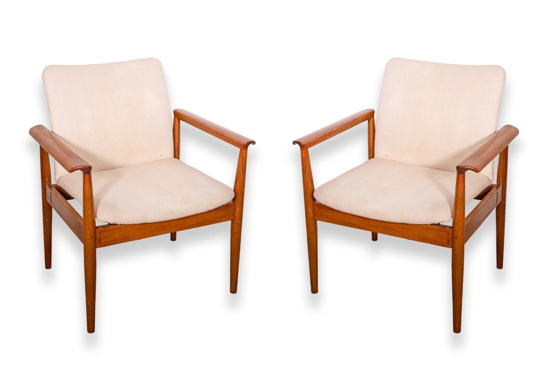 Pair of Finn Juhl for France & Son Denmark Diplomat Model 209 Teak Armchairs 60s (1 of 12)