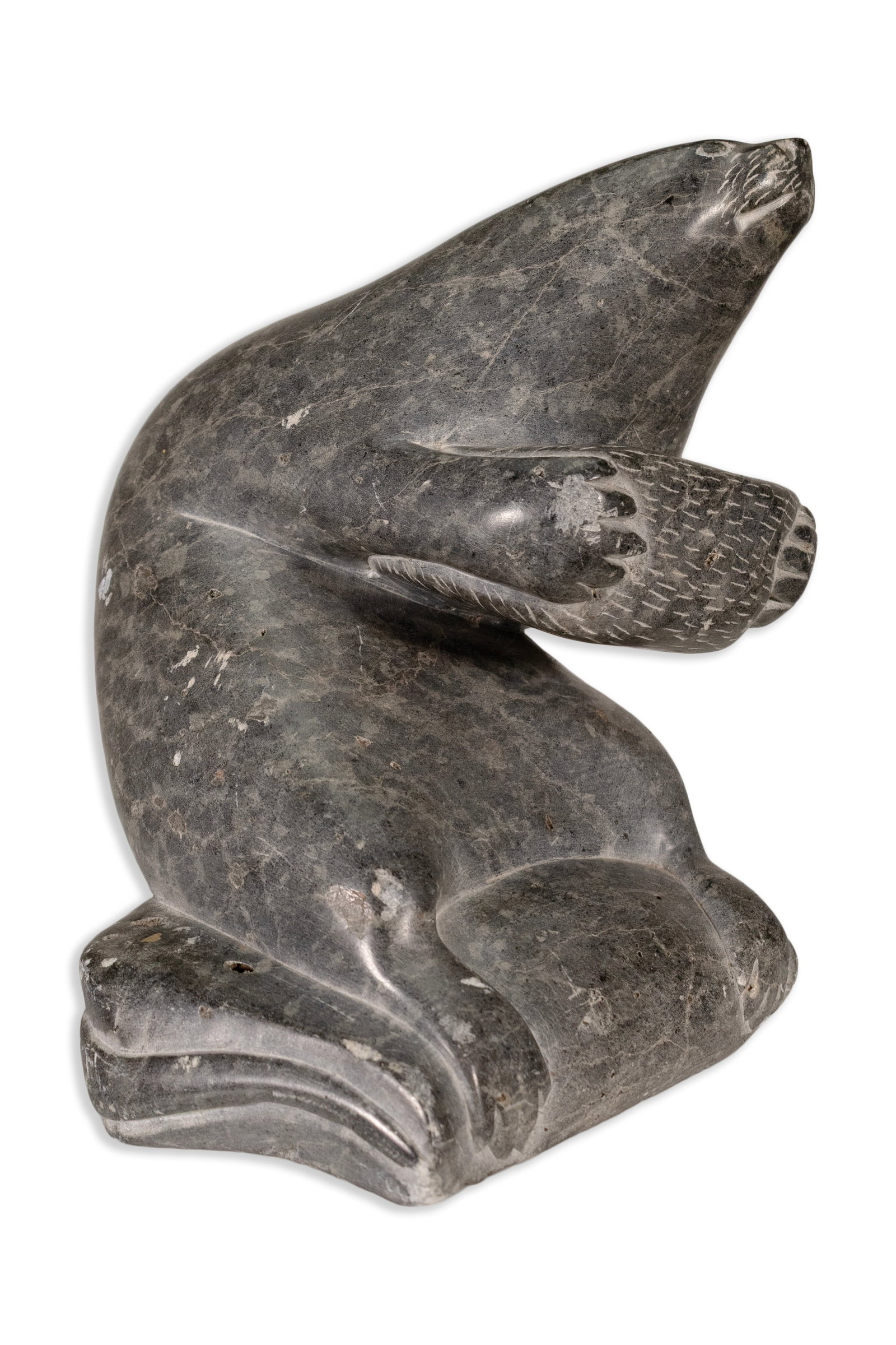 Inuit Seal Animal Hand-Carved Green Soapstone Sculpture Traditional Native Canadian Art (1 of 8)
