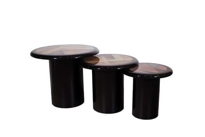 Contemporary Post Modern Set of 3x Milano Memphis Style Pedestal Nesting Tables