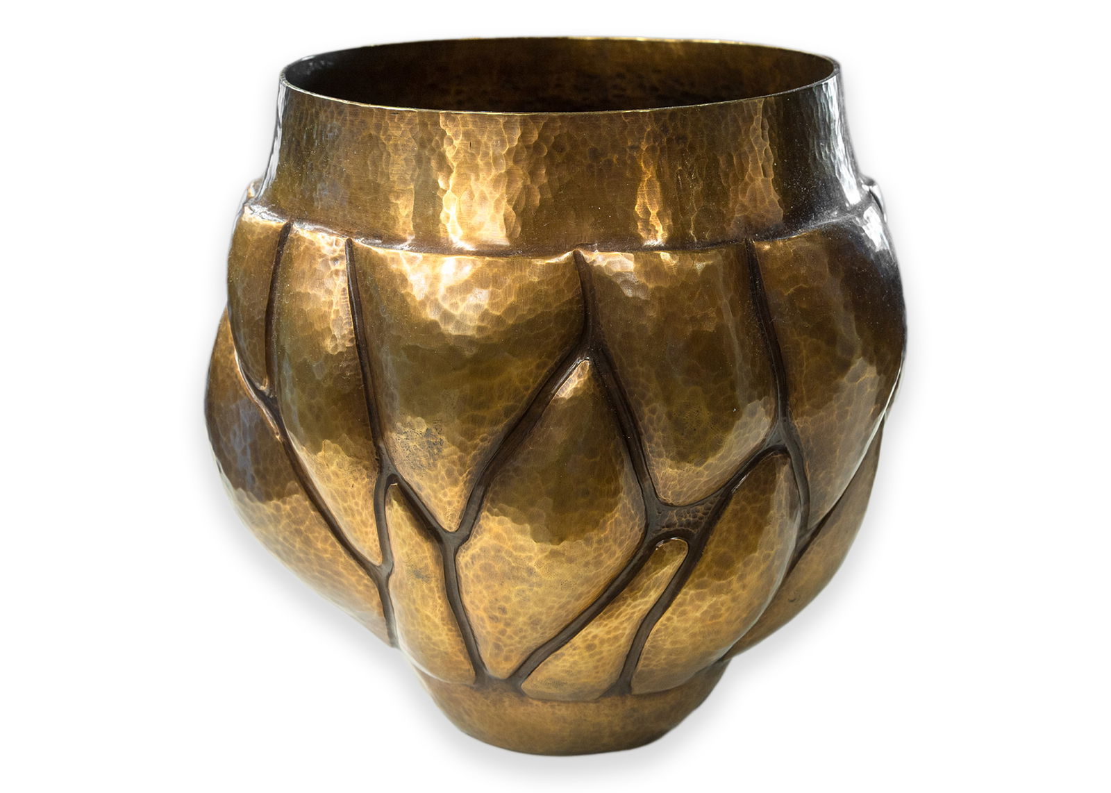 Bryan Rees, Convex, 2020, Hammered Bronze Sculpture: A contemporary sculpture titled “Convex (2020)” by Bryan Rees. Hand-hammered in bronze, the piece features a dynamic cluster of rounded, bubble-like segments that interlock to create a flowing