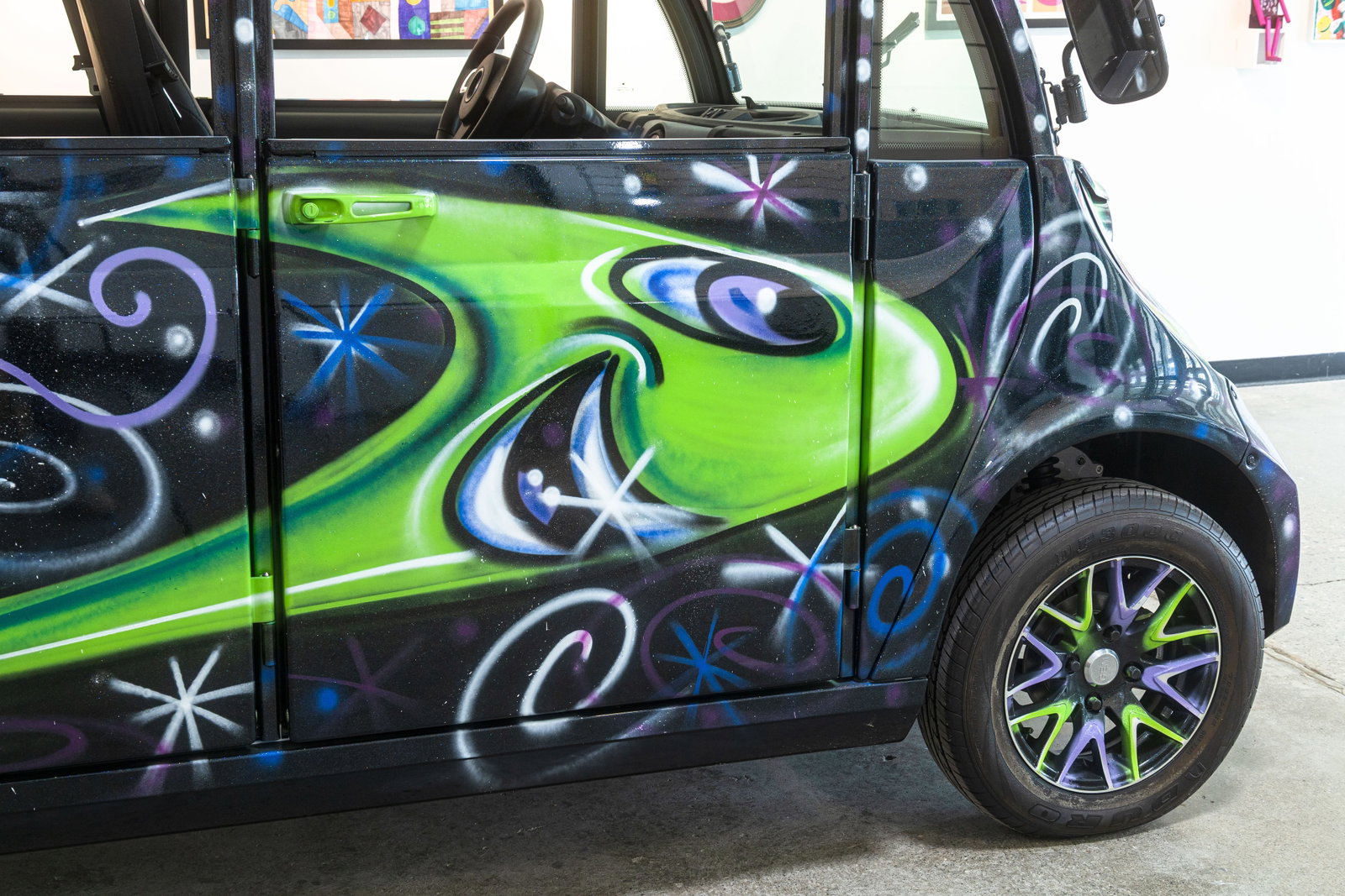 Kenny Scharf - Custom Painted GEM E4 Golf Cart, Contemporary Street Art Collectable Vehicle - 5