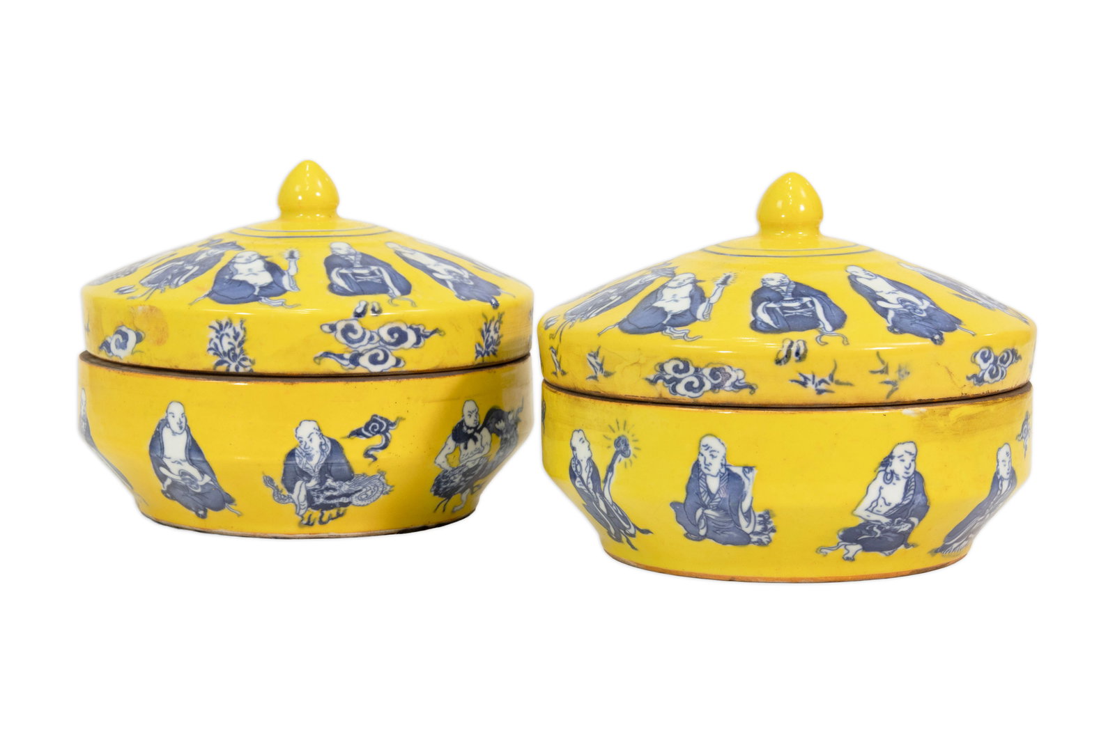 Pair of Chinese Yellow Ground Covered Porcelain Boxes with Blue Sage Figure Decoration (1 of 6)