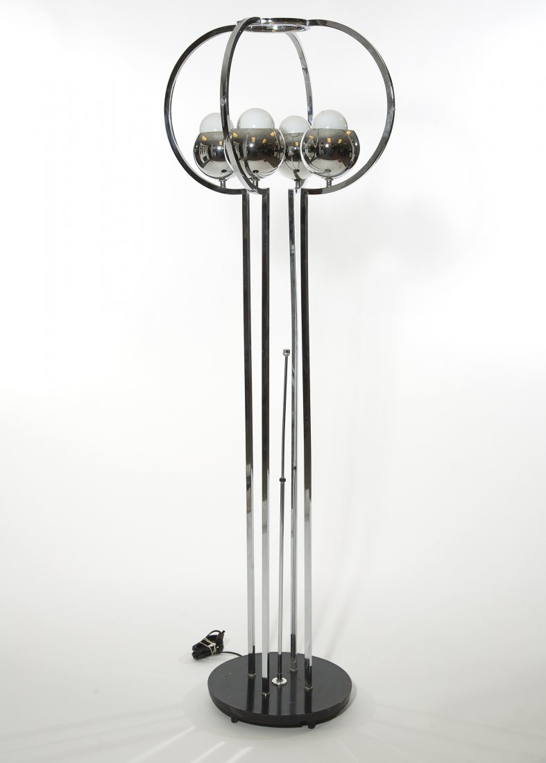 Robert Sonneman Rare Chrome Floor Lamp: Robert Sonneman Chrome floor lamp in excellent condition. Has three light settings, two bulbs on and two off, the opposite two on and off, and all four on. h- 59" d- 21" w- 15".