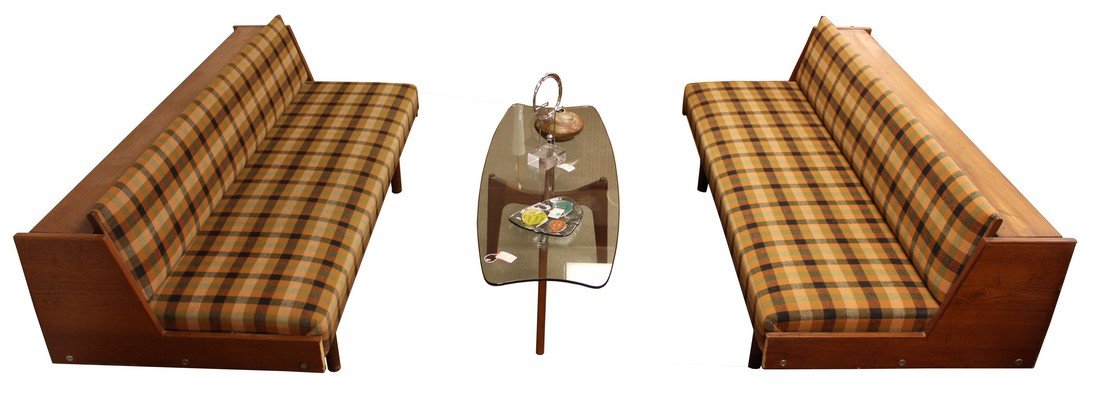 Pair of Hans Wegner Teak Day Beds (1 of 10)