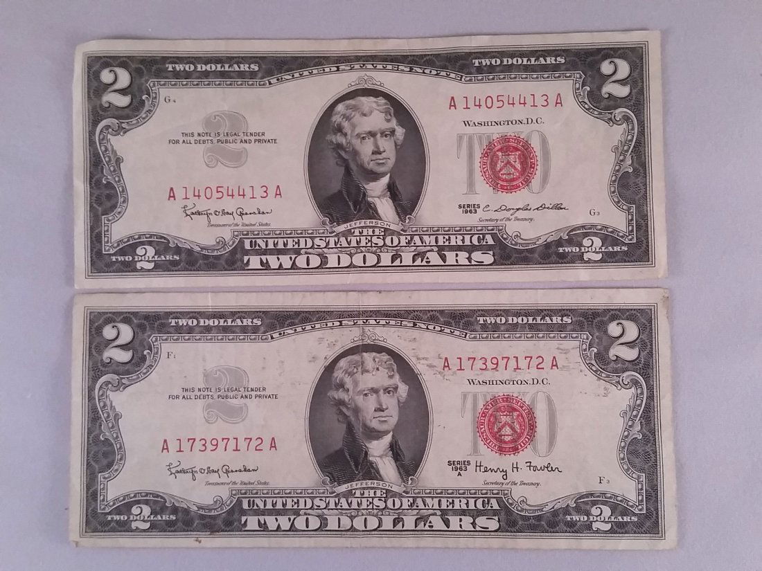 2 Red Seal 2 dollar Bills (1 of 2)