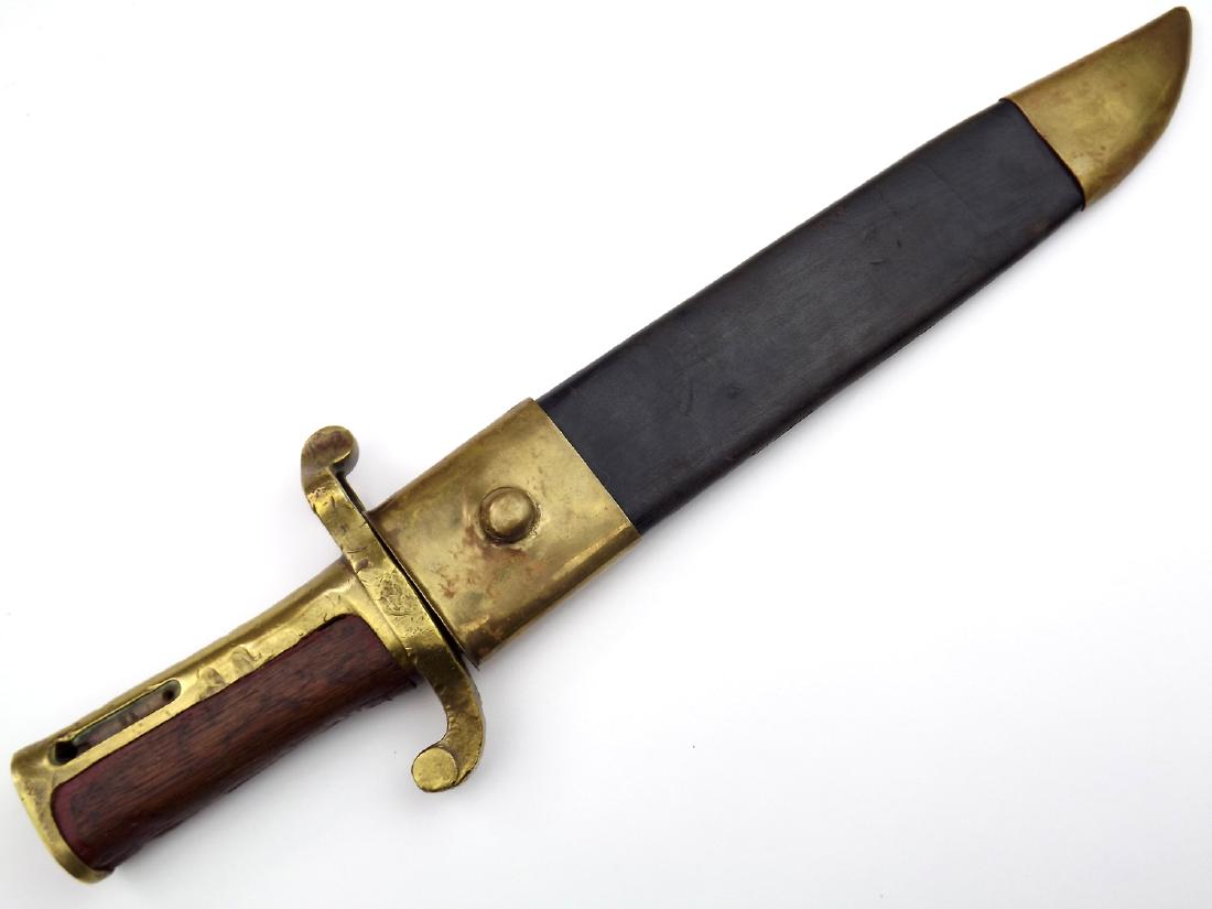 American Civil War 1864 US Navy "Dahlgren" Bowie Knife: American Civil War 1864 US Navy "Dahlgren" Bowie Knife Bayonet by "Ames Mfg. Checopee Mass". A well-marked example with its massive spear-point blade and brass mounted wooden grip. Dated 1864 and havi