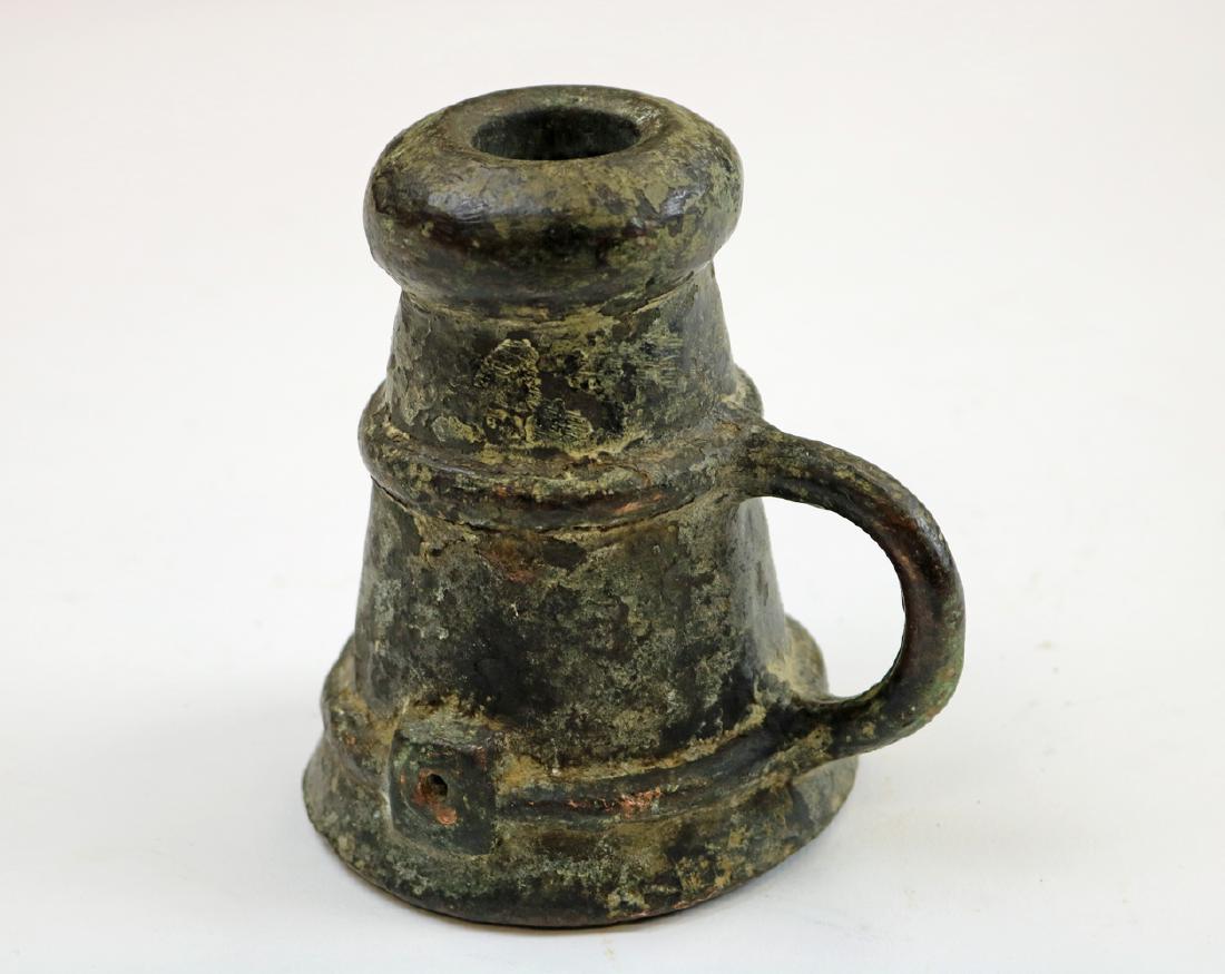 Circa 16th - 17th C. Spanish Colonial "THUNDER MUG": Circa 16th - 17th C. Spanish Colonial "THUNDER MUG" Bronze Signal Cannon. A rare example of the mid 16th or early 17th century hand held brass signal cannon or saluting mortar with handle, Spanish Col