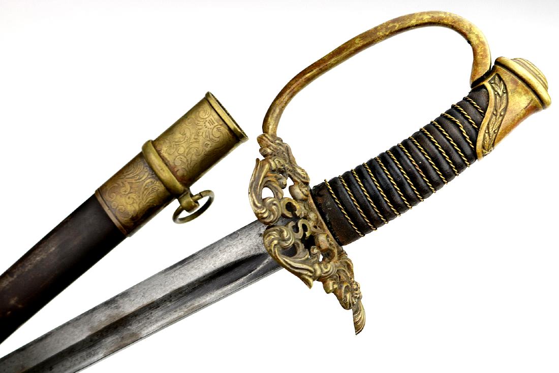Rare American Civil War era Confederate Navy Naval: Rare American Civil War era Confederate Navy Naval Officer's Sword marked "Deo Vindice" on top of blade and scabbard's drag. Total length (inside scabbard if present) : 40", Blade length : 33". Dear B
