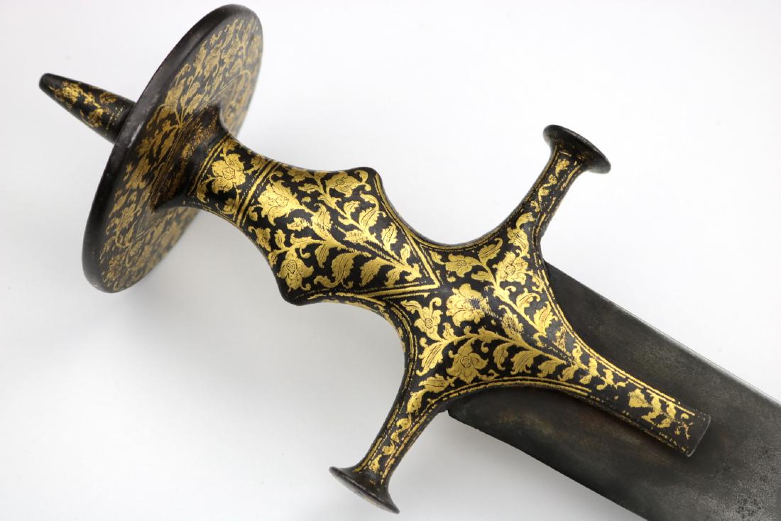 Very Fine 18th-19th C. Islamic Indian SHAMSHIR / TULWAR: Very Fine 18th-19th C. Islamic Indian SHAMSHIR / TULWAR Sword with Wootz Damascus Blade & Gold Inlaid Hilt. Total Length (inside scabbard if present) - 38", Blade Length - 32"