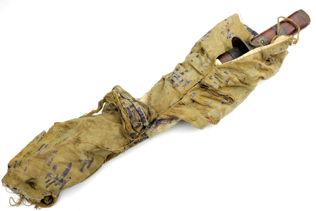 Rare 18th-19th C. Massive Korean Short Sword Dagger of: Rare 18th-19th C. Massive Korean Short Sword Dagger of Japanese Samurai WAKIZASHI Style. With Iron Tsuba and White Metal mounted Wooden Case with Bone rope mount. Total Length in Scabbard : 22 1/2", B