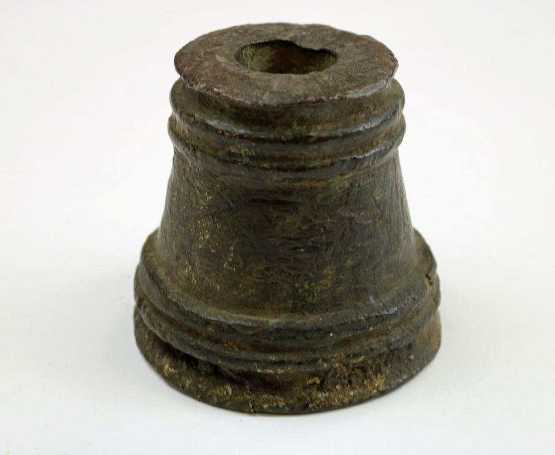 Circa 16th - 17th C. Spanish Colonial "THUNDER MUG": Circa 16th - 17th C. Spanish Colonial "THUNDER MUG" Bronze Signal Cannon. A rare example of the mid 16th or early 17th century hand held brass signal cannon or saluting mortar with handle, Spanish Col