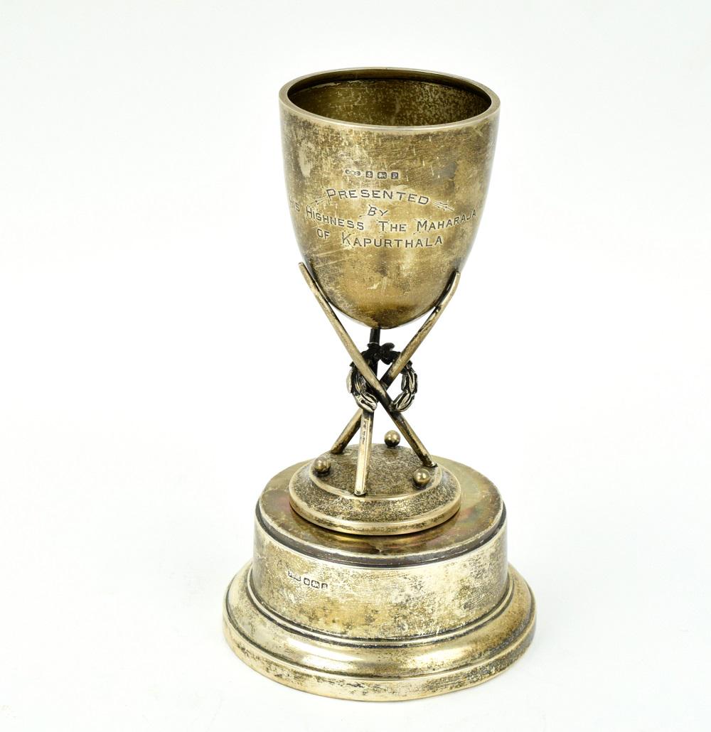 Antique 1916 Sterling Silver "Billiard Tournament": Antique 1916 sterling silver " Billiard Tournament " trophy cup presented to Captain J.M.Bowler who served in India.Presented by His Highness the Maharaja of Kapurthala. Comes with copy of the origina