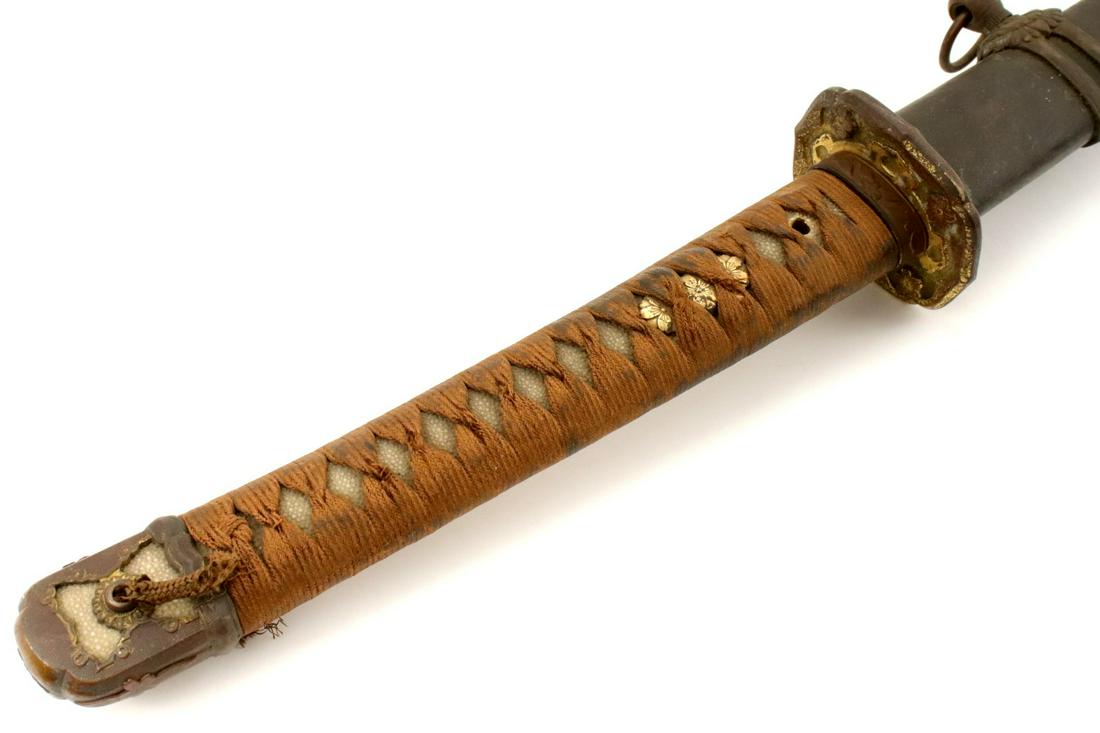 Signed WW II Japanese Officer's Katana Sword with: Signed WW II Japanese Officer's Katana Sword with Soldier Bring-Back Grouping ~ Crazy Hamon Temper Line. Total Length (inside scabbard if present) : 39 3/4" Blade Length (Nagasa) : 26 1/2" ~~~~~ LIVEA