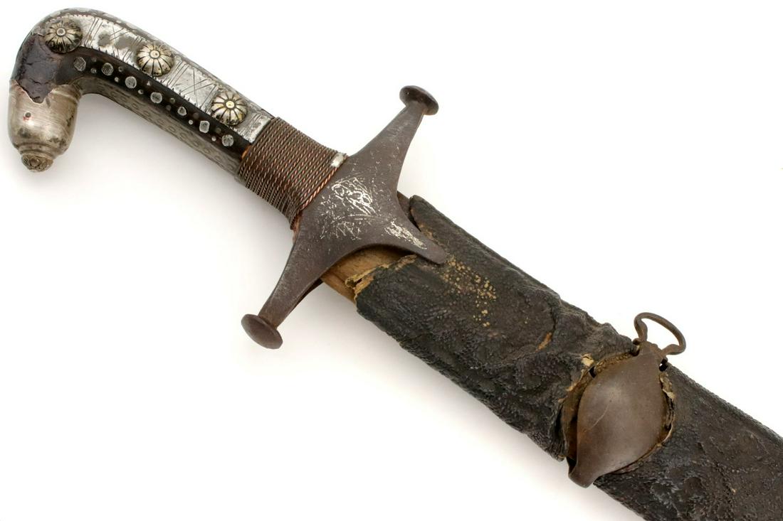 Large 18th-19th C. Islamic Persian Shamshir Kilij Sword: Large 18th-19th C. Islamic Persian Shamshir Kilij Sword with Horn Grips, Layered Steel Blade having Silver Inscriptions. Total Length (inside scabbard if present) : 46" Blade Length : 30 1/4"~~~~~ LIV