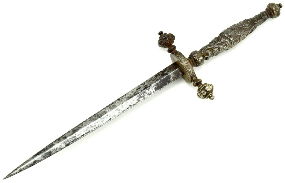 Nice 16th-17th C. Italian or French Stiletto Dagger ~: Nice 16th-17th C. Italian or French Stiletto Dagger ~ Silvered Steel Hilt with Chiseled Floral Decorations. Total Length (inside scabbard if present) : 9", Blade Length : 5 1/2".Detailed condition rep