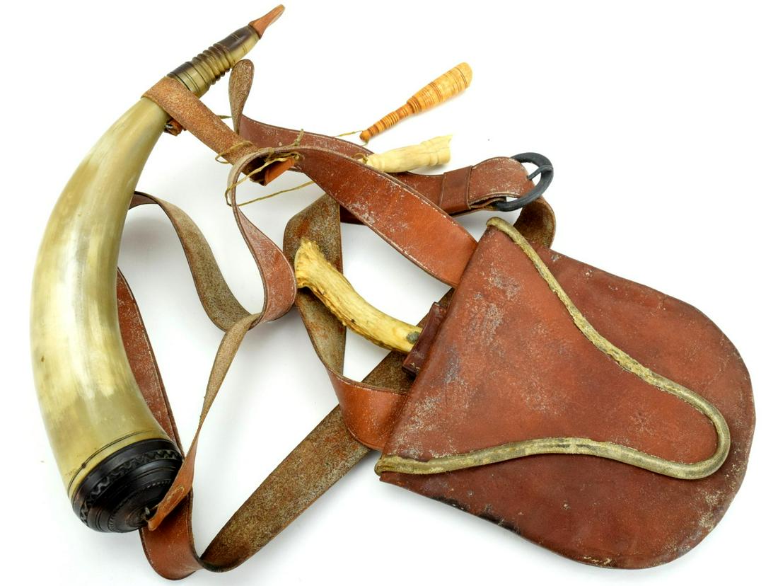 American Frontier's Belt Rig with Large Powder Horn, (1 of 12)