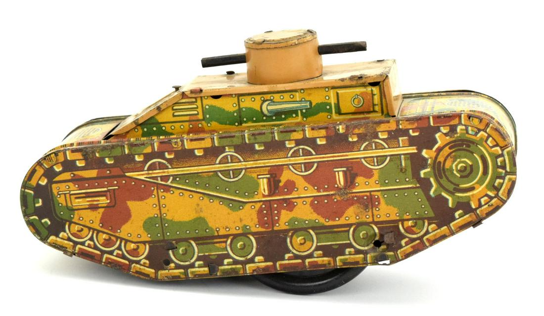 German WWI Style Tank c.1930s Tin Windup Toy (1 of 6)