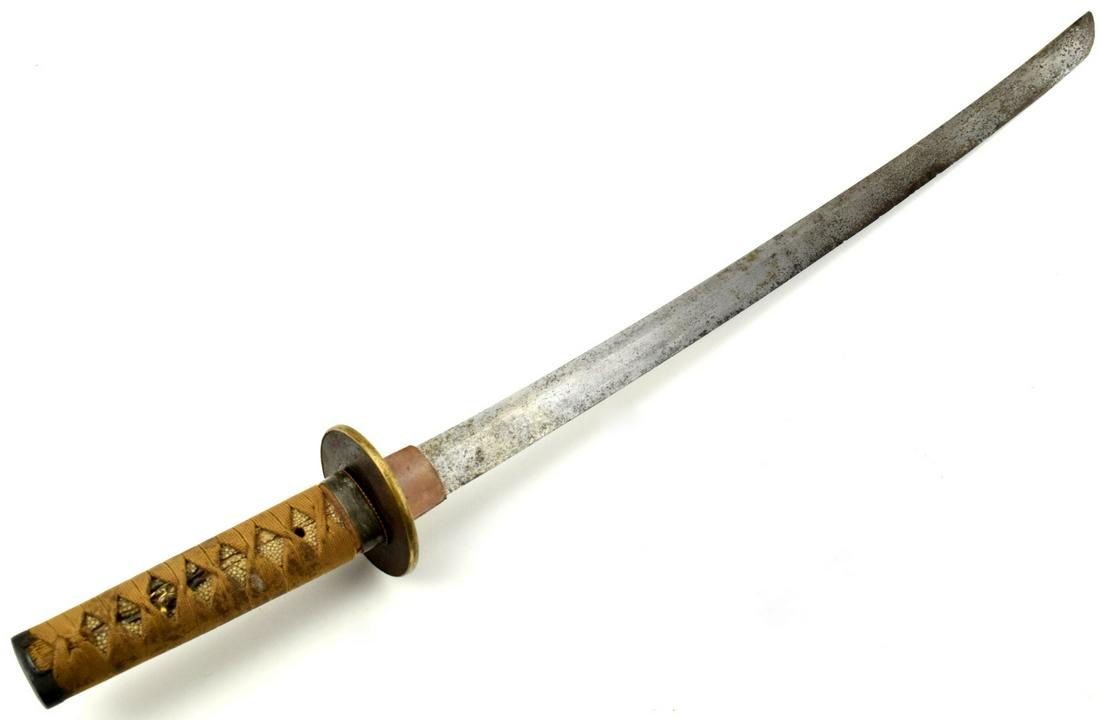 Very Old Japanese Samurai WAKIZASHI Sword ~ Very Nice: Very Old Japanese Samurai WAKIZASHI Sword ~ Very Nice Tsuka & Menuki ~ Polisher Special Koto or Early Shinto Blade. Total Length (inside scabbard if present) : 28 /12" Blade Length (Nagasa) : 21". ~~~