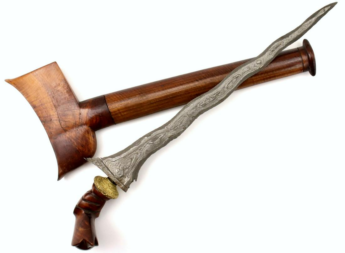 Good Antique Indonesian KERIS Dagger with Active: Good Antique Indonesian KERIS Dagger with Active Damascus Steel Blade & Carved Wood Mounts. Total length (inside scabbard if present) :16 1/4 ", Blade length :13 1/2". ~~~~~~ DEAR BIDDERS, Please View