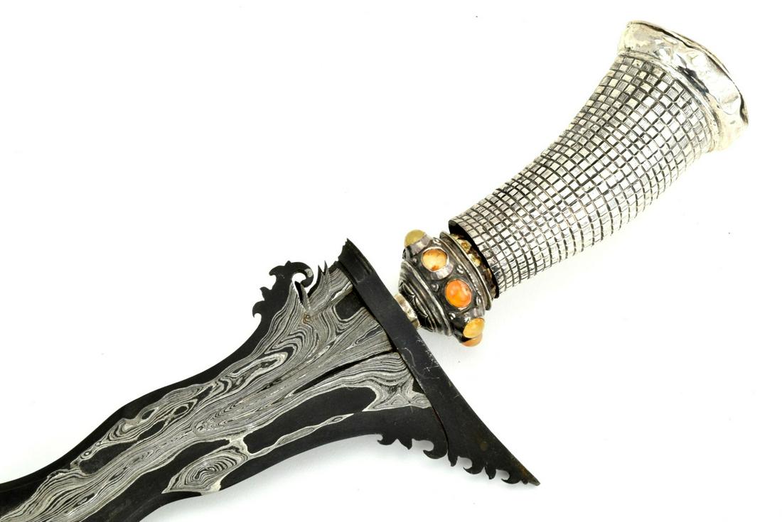 Large Antique Indonesian Bali KERIS Dagger ~ Silver: Large Antique Indonesian Bali KERIS Dagger ~ Silver Grip with Gemstones ~ High Contrast Damascus Blade. Keris from Bali are considered some of the finest among the Indonesianarchipelago. As Bali is a 