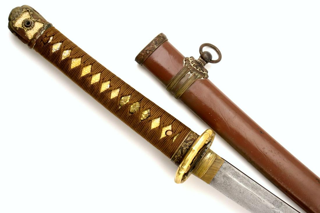Good Showa WW II Japanese Officer's KATANA Sword ~ Well (1 of 20)
