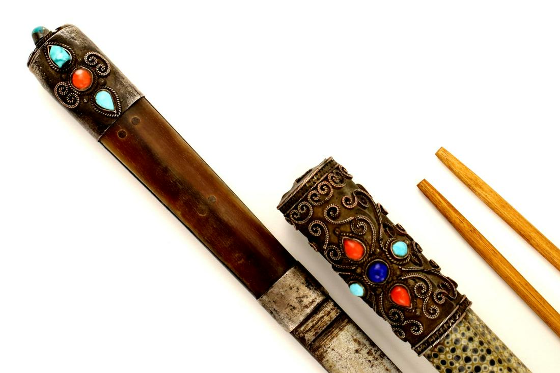 Very Nice Antique Chinese Travelling TROUSSE ~ Knife & Chopsticks Set ~ Encrusted with Stones. (1 of 15)