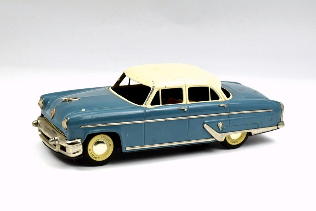 1954 LINCOLN PREMIER 4 DOOR SEDAN TIN CAR BY YONEZAWA (1 of 6)