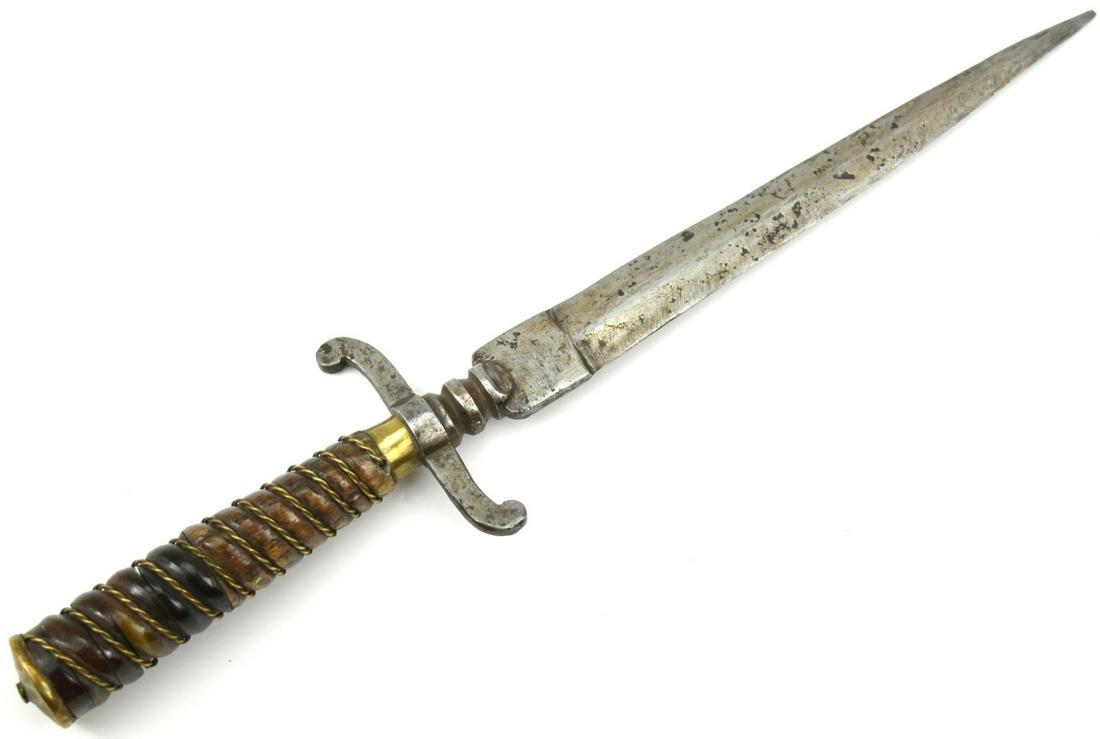 GOOD QUALITY 18TH C. ITALIAN OR SPANISH VENDETTA DAGGER WITH VICIOUS BLADE (1 of 11)