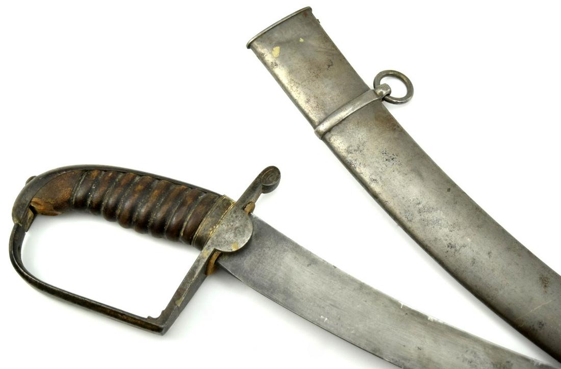 P1796 British Georgian Light Cavalry Sabre Sword: 1796 British Light Cavalry Sabre Sword. Vicious looking, curved blade, regulation steel hilt with D-shaped knuckle guard, the front langet, regulation scabbard.Total length (inside scabbard if present