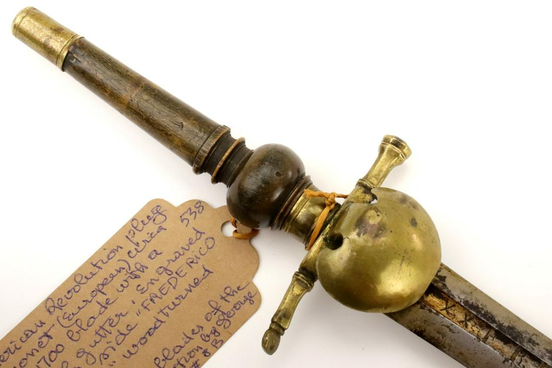 Very Good 17th-18th C. Spanish Plug Bayonet Dagger by FREDERICO PICINICO ~ Unusual: Very Good 17th-18th C. Spanish Plug Bayonet Dagger by FREDERICO PICINICO ~ Unusual Hammer-Screwdriver Guard ~ Horn Grip ~ Used through American Revolution. Total Length (inside scabbard if present) :