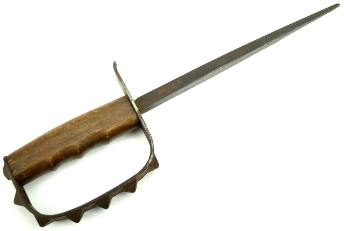 1917 US Trench Knuckle Knife by L.F. & C (1 of 10)