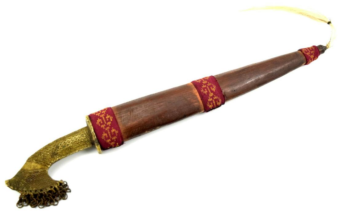 Unusual 19th C. Indonesian Dagger with Spear Head Blade & Solid Brass Hilt. (1 of 17)