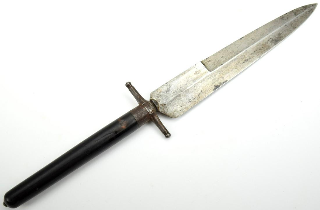 Rare Early 17th-18th C. English or French Plug Bayonet Dagger with Personalized Blade, Iron Mounts &: Rare Early 17th-18th C. English or French Plug Bayonet Dagger with Personalized Blade, Iron Mounts & Horn Grip. Most Likely Used through American Revolution. Total length (inside scabbard if present)