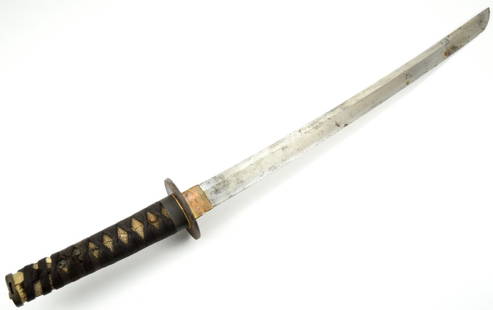 JAPANESE SAMURAI WAKIZASHI SWORD, OLD BLADE: Japanese Samurai WAKIZASHI Sword. Old Signed Blade. Gold & Iron Fuchi & Kasira. Total length: 24 1/8", Blade length : 16 3/8". ~ . Detailed condition reports are not included in this catalog. For addi