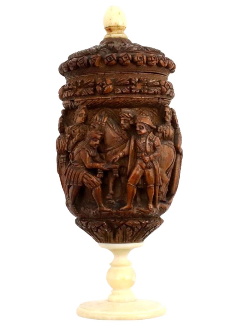Exquisite French Napoleonic era POW Hand Carved Nut Shell Cup with Fabulous Details of Napoleon Coro (1 of 12)