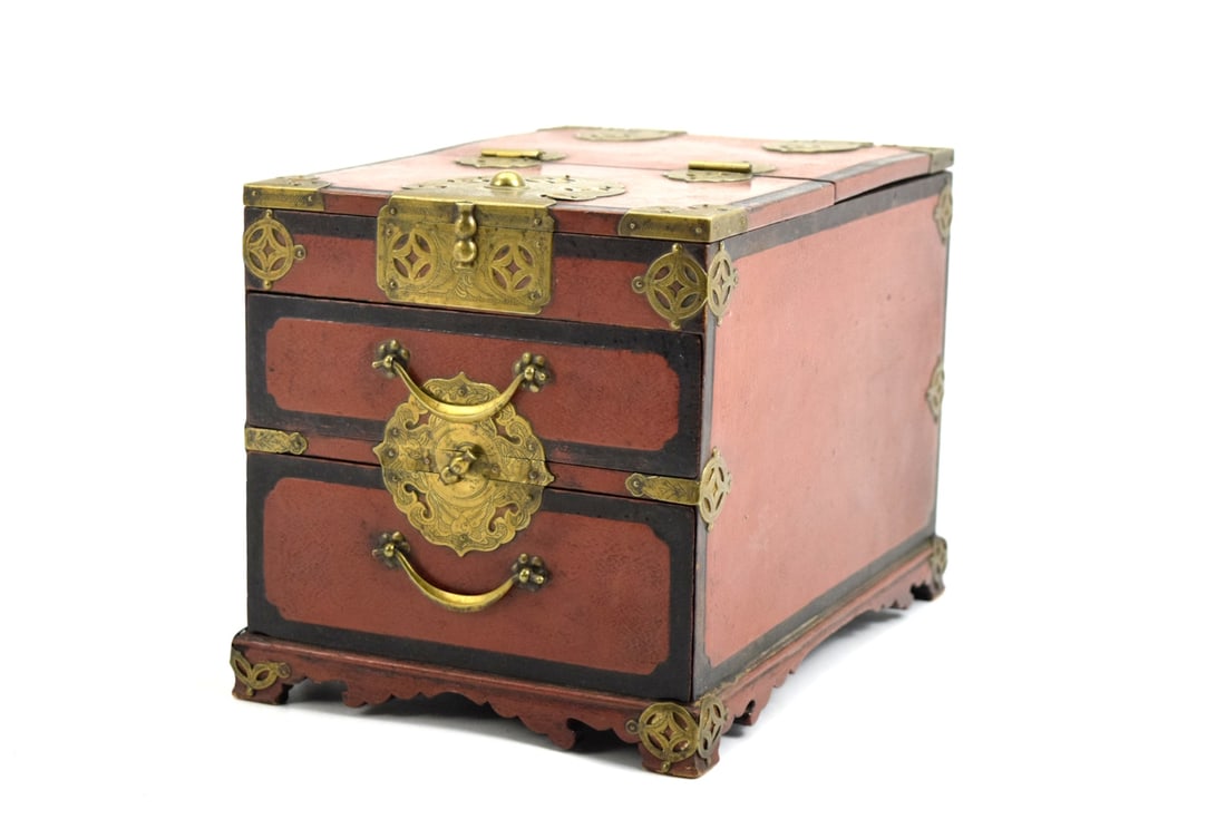 Antique  Korean Royal Red Lacquer Box ~ Folding Mirror & Drawers (1 of 15)