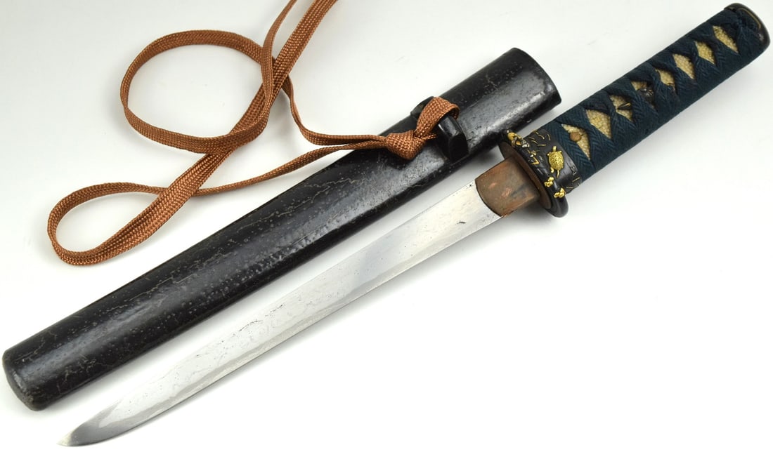 17TH CENTURY JAPANESE TANTO KNIFE, SIGNED NAMINOHIRA YASUYUKI (1 of 20)