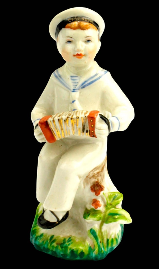 Soviet Russian Porcelain Accordion Musician Sailor Boy Figurine by Lomonosov Porcelain Factory (LFZ (1 of 5)