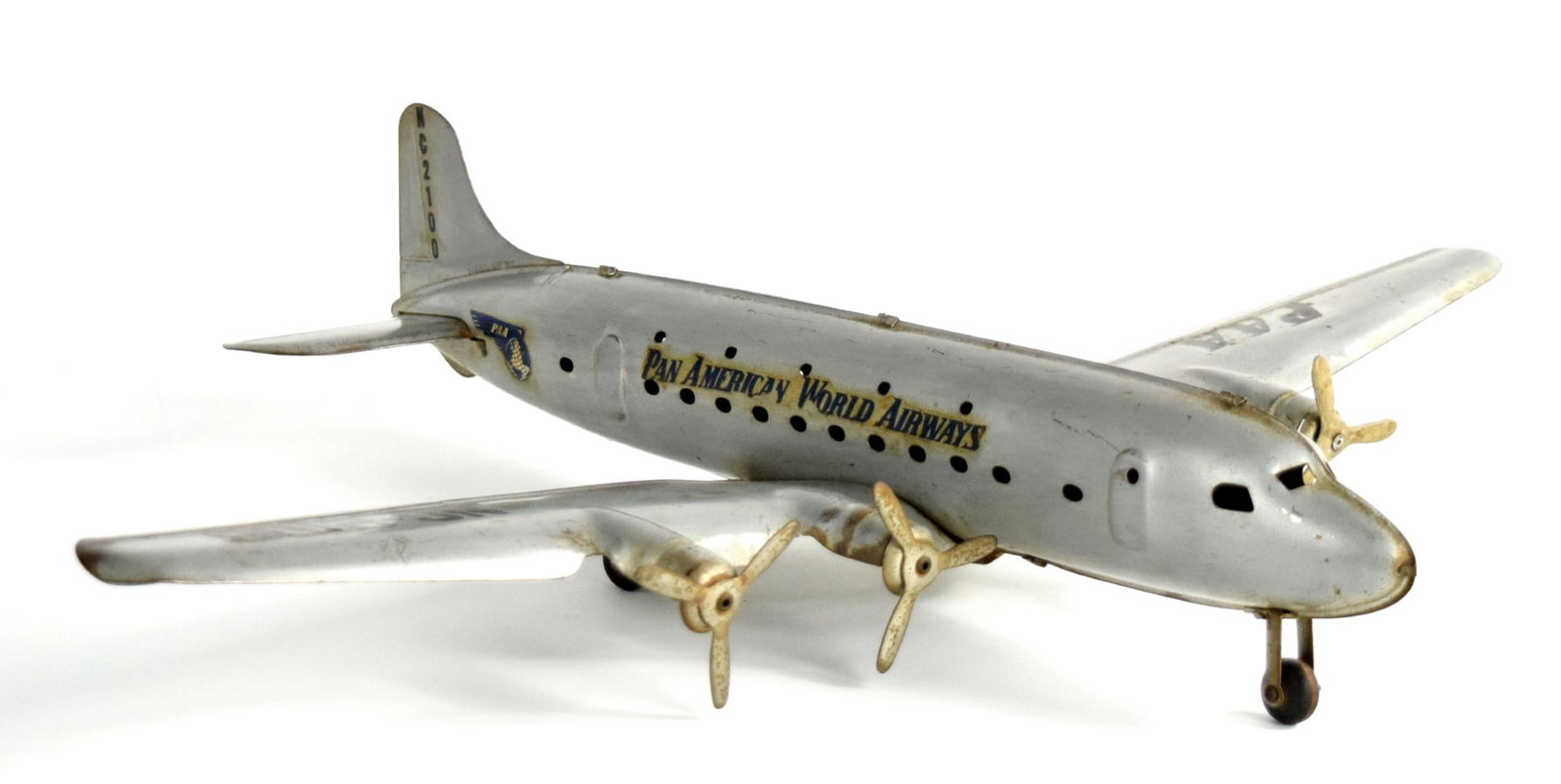 LARGE 1950'S MARX PAN AMERICAN AIRLINES PRESSED STEEL TOY AIRPLANE (1 of 9)