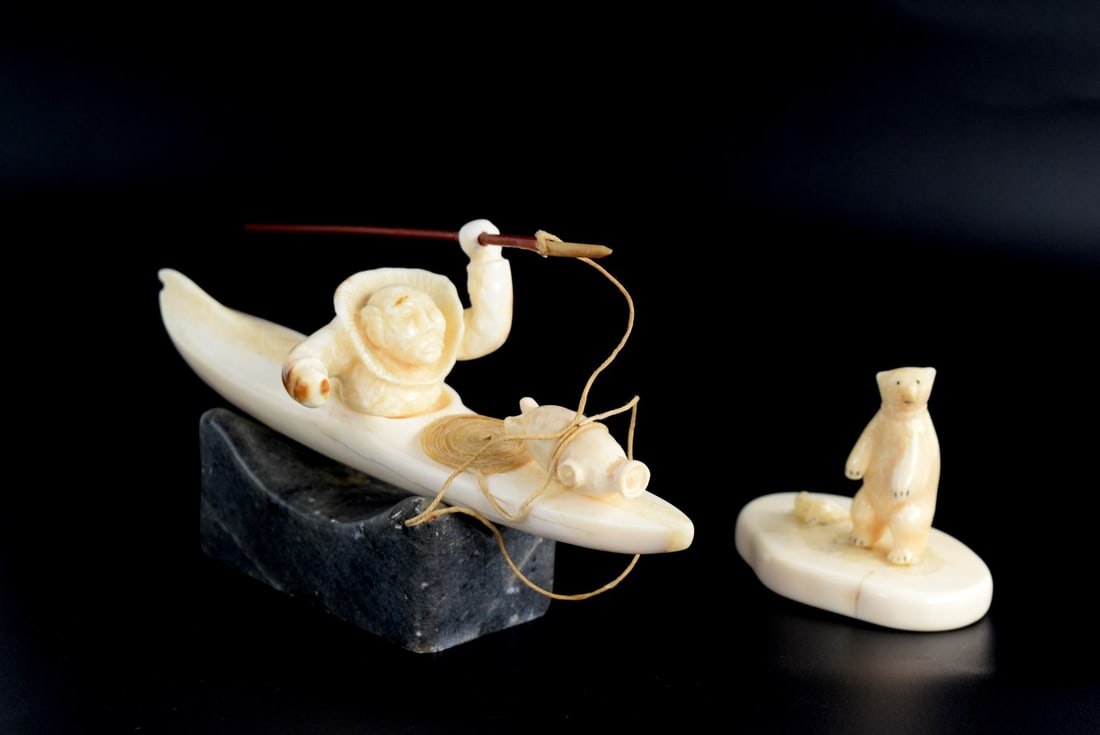 Inuit Eskimo Walrus Carving Kayak And Polar Bear (1 of 6)