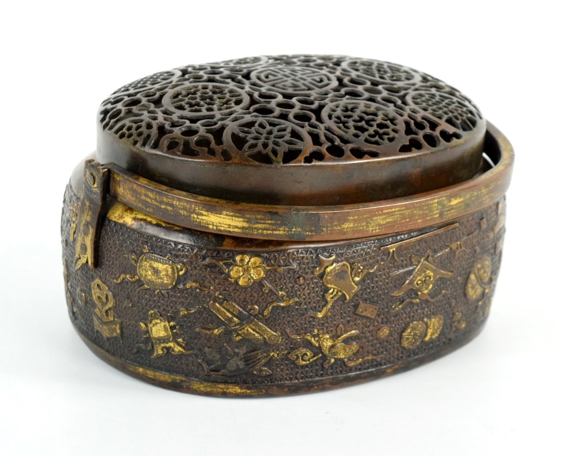 ANTIQUE CHINESE QING DYNASTY HIGHLY DECORATED METAL HAND WARMER PIERCED COVER (1 of 10)