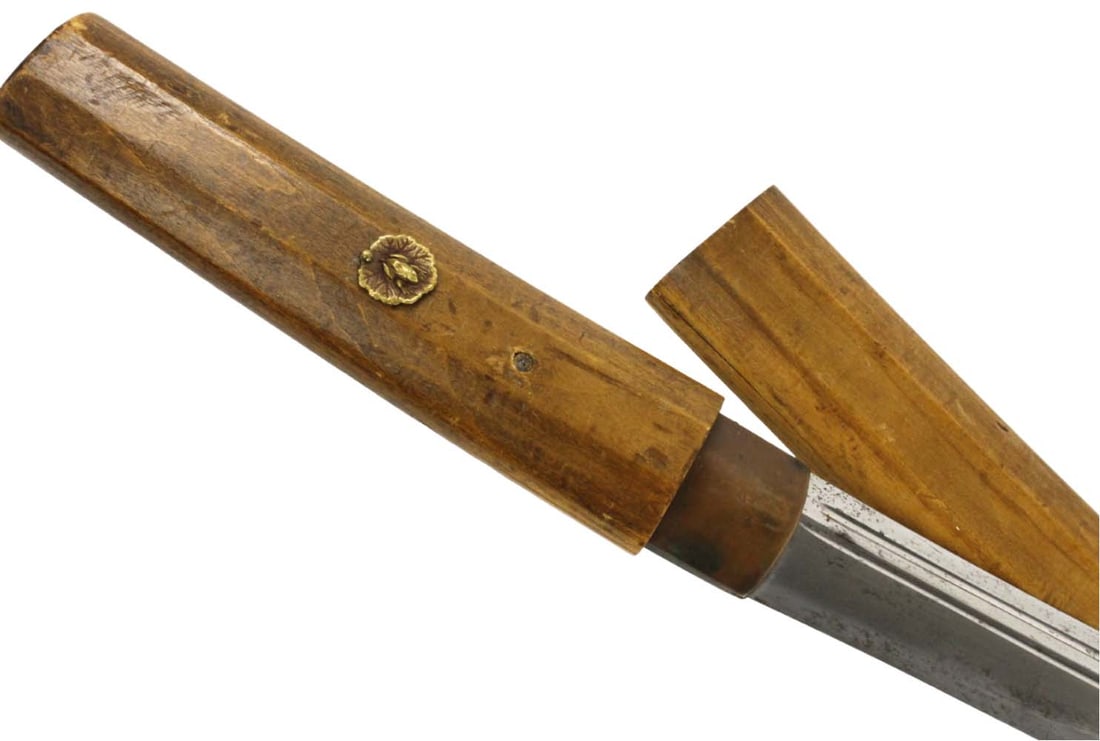 Koto or Early Shinto era Japanese Samurai WAKIZASHI Sword Signed NOBU KUNI in Old Shirasaya Mounts. (1 of 20)